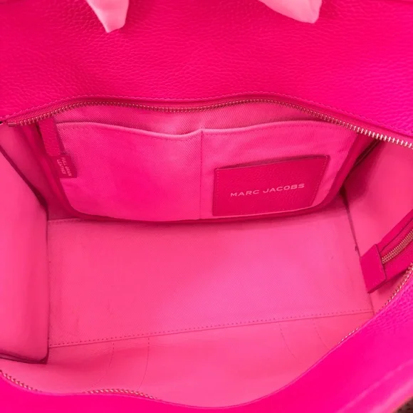 Marc Jacobs Hot Pink Leather Medium Tote Bag & Matching Mini Bag Wallet Set - Picture 8 of 12